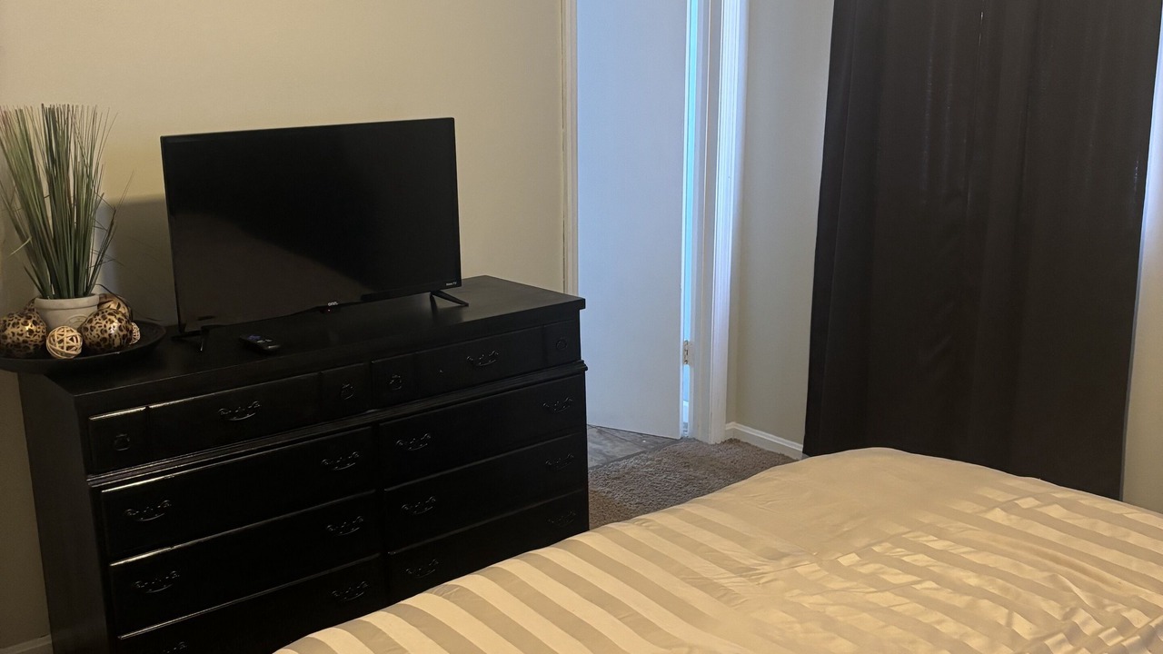 Photo of Bedroom in Oolitic