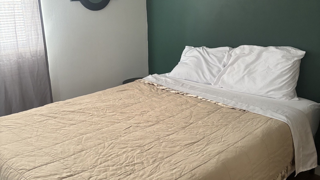Photo of Bedroom in Oolitic