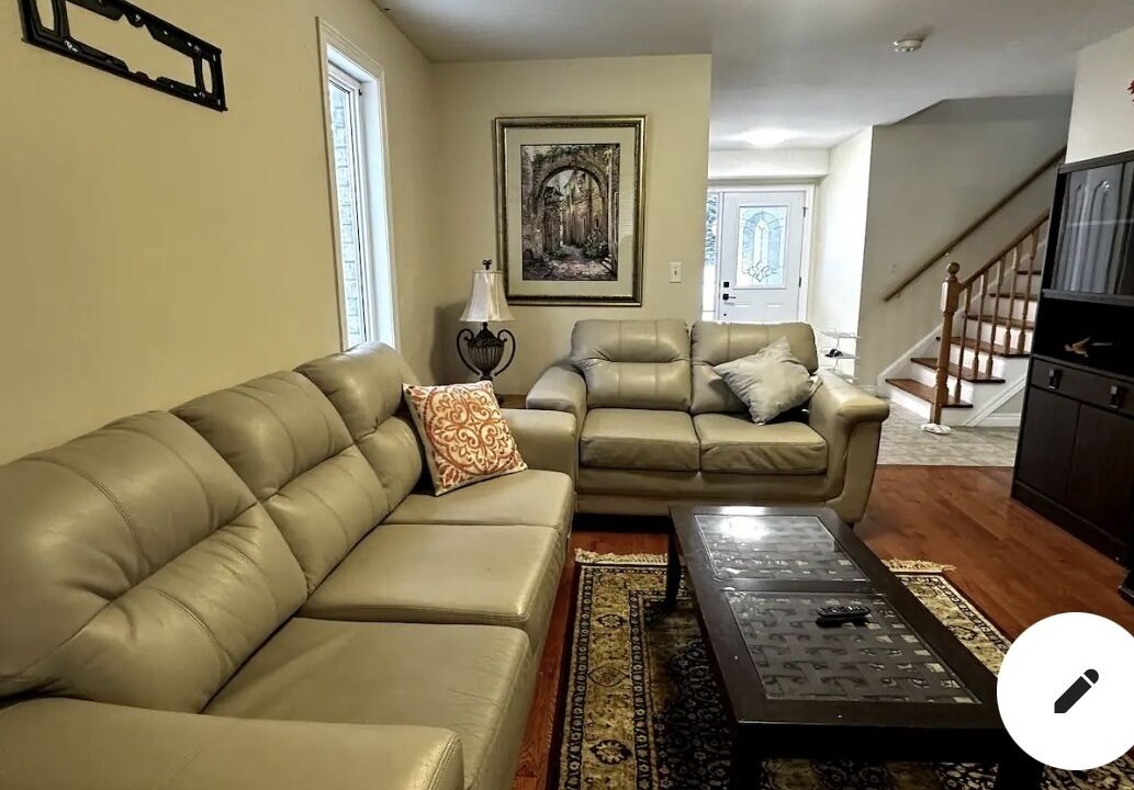 Photo of Livingroom in Guelph