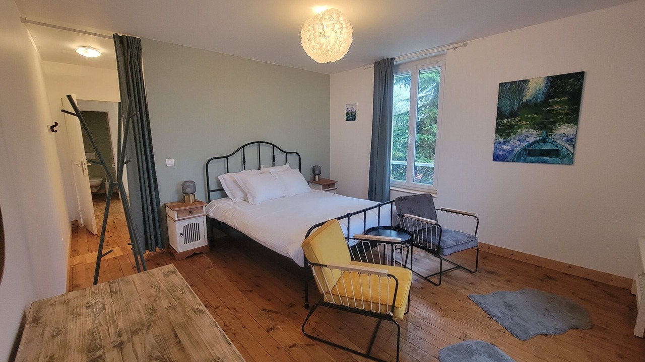 Photo of Bedroom in Vexin-sur-Epte