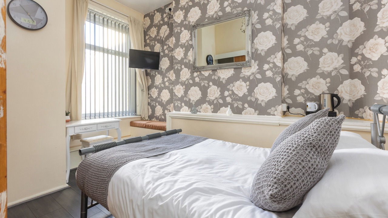 Photo of Others in North Shore