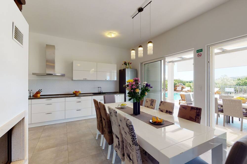 Photo of Kitchen in Grohote