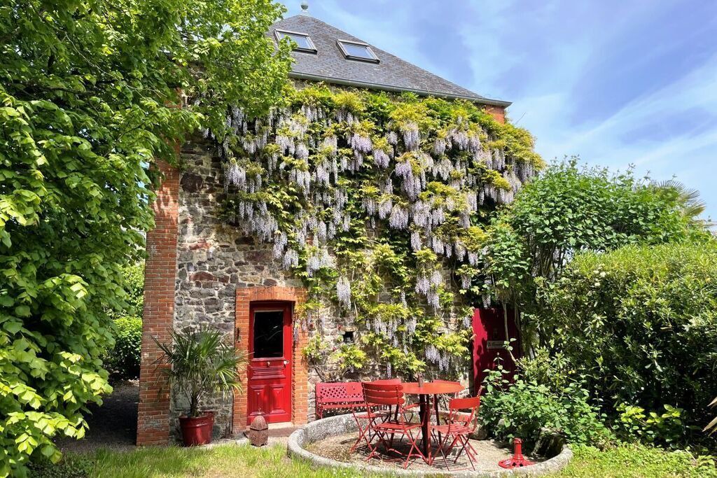 Photo of Outdoor in Aumeville-Lestre