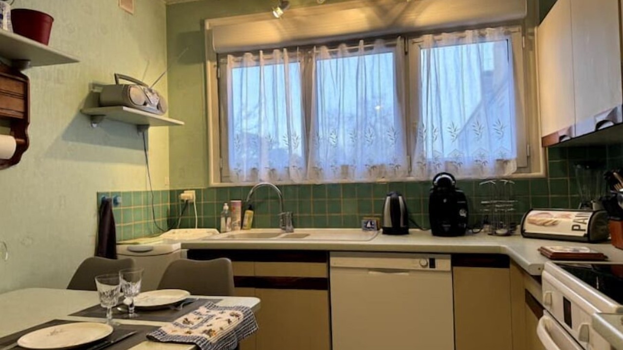 Photo of Kitchen in Maurepas