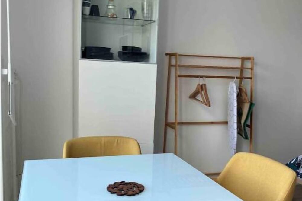 Photo of Others in Bruz