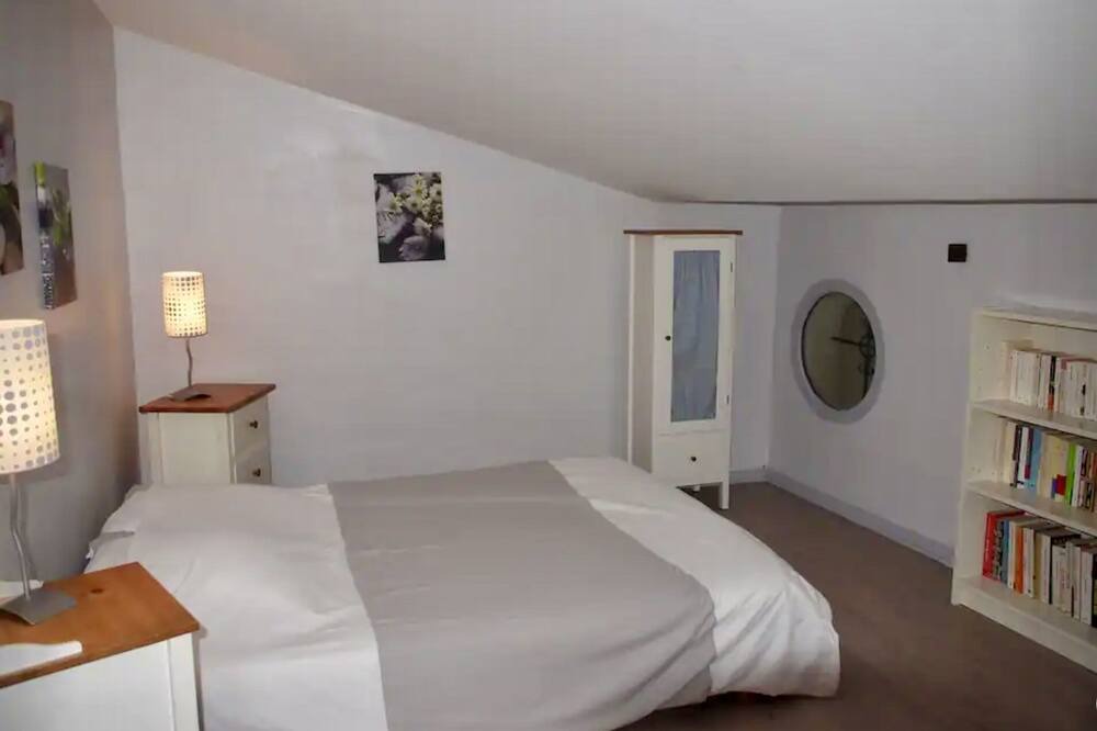 Photo of Bedroom in Lapalud