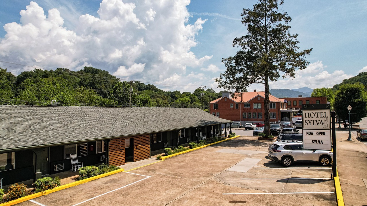 Photo of Outdoor in Sylva