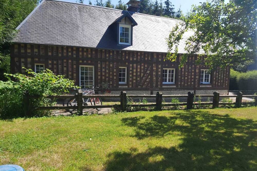 Photo of Outdoor in Annebault