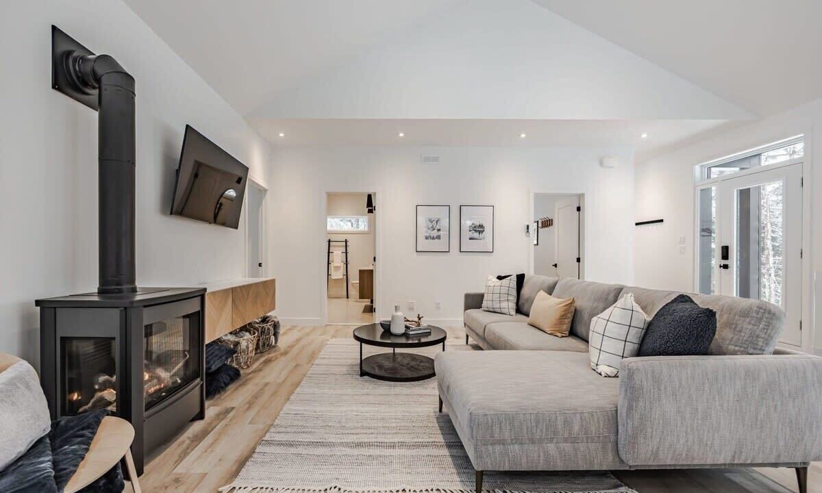 Photo of Livingroom in Pine Hill