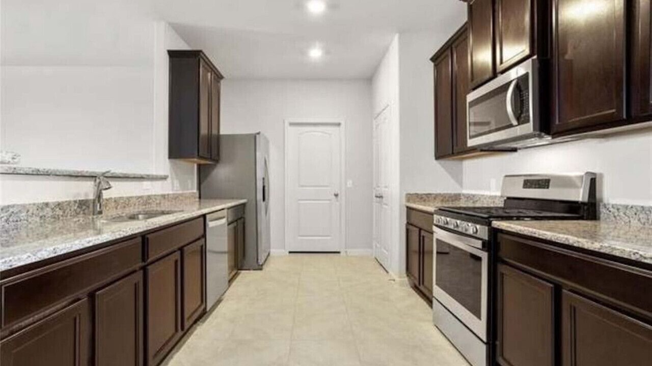 Photo of Kitchen in Mustang