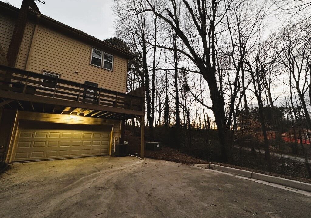 Photo of Outdoor in Tucker