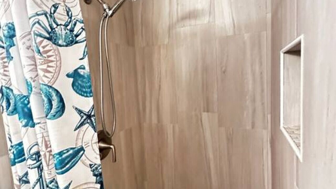 Photo of Bathroom in Bostwick Park