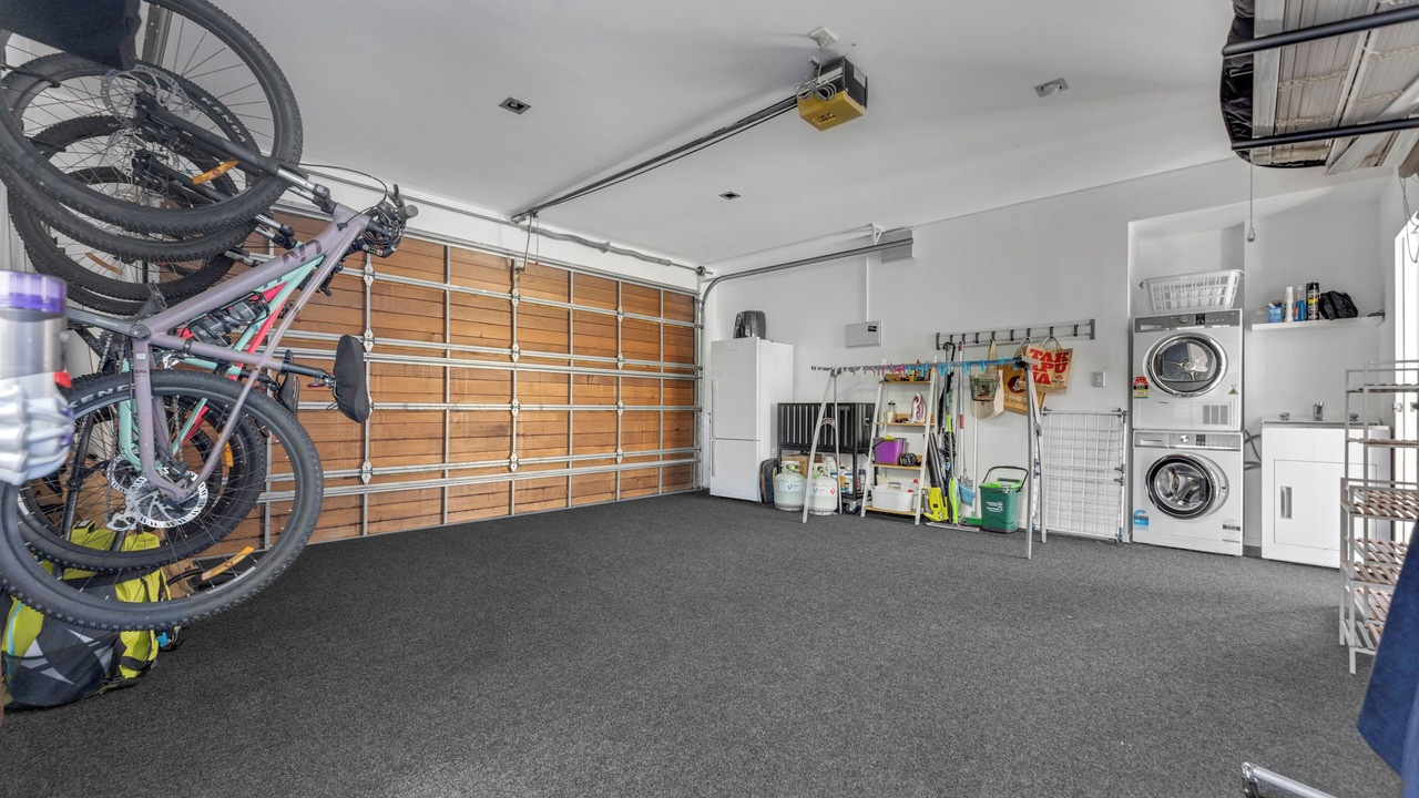 Photo of Others in Takapuna