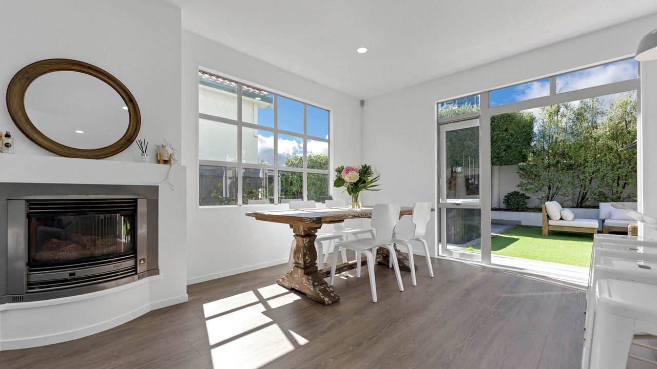 Photo of Others in Takapuna