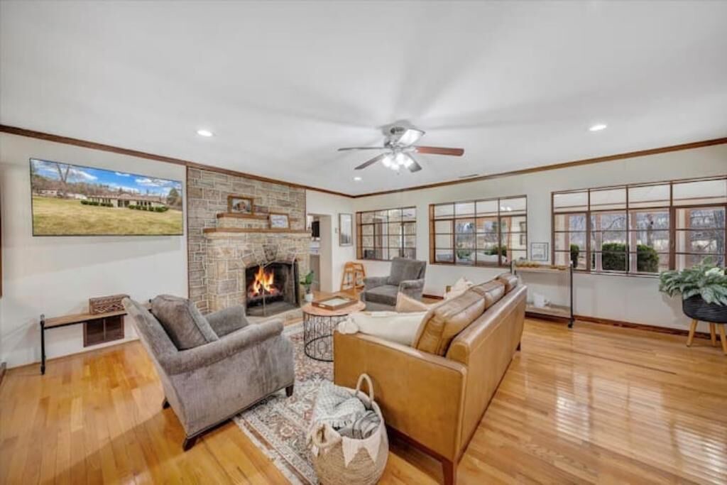 Photo of Livingroom in Craig Creek