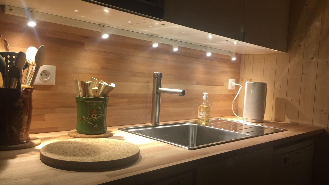 Photo of Kitchen in Thones