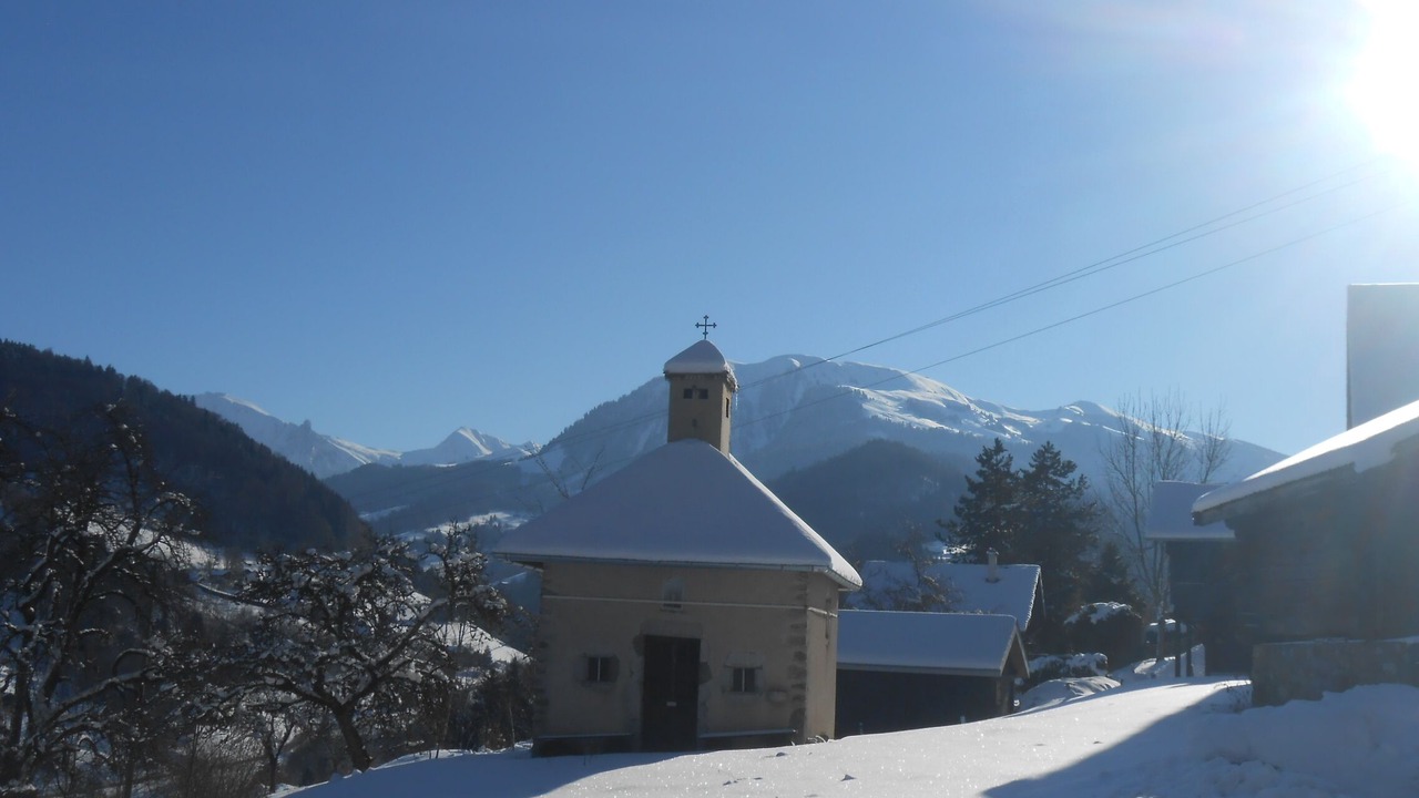 Photo of Outdoor in Thones