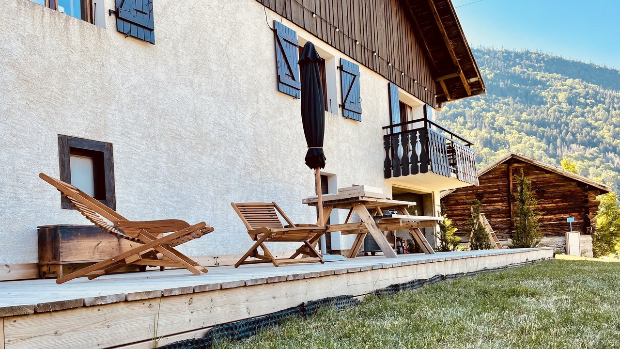 Photo of Patio Balcony in Thones