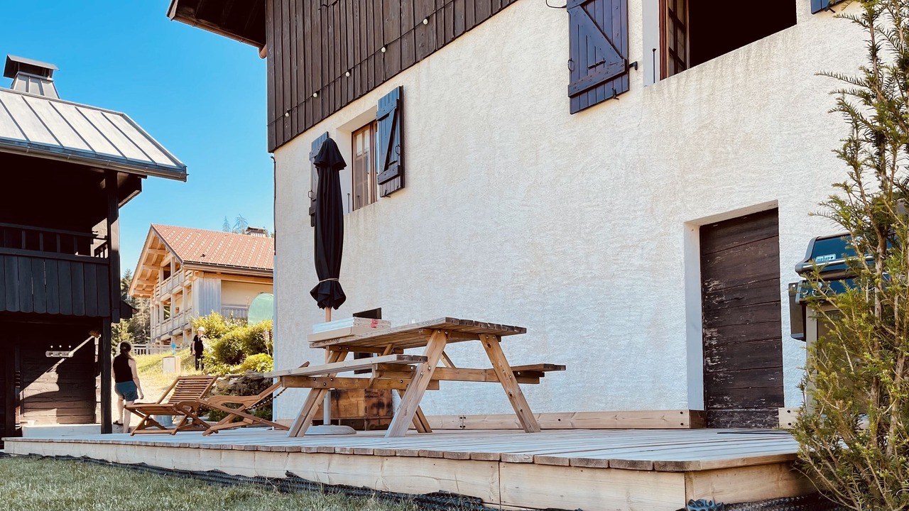 Photo of Outdoor in Thones