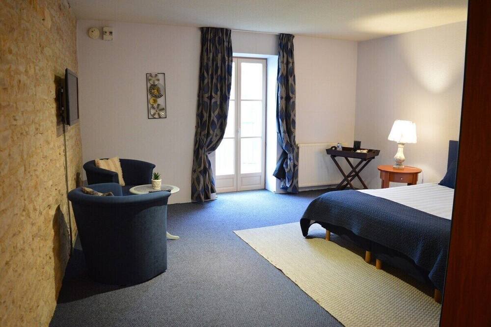 Photo of Bedroom in Demigny