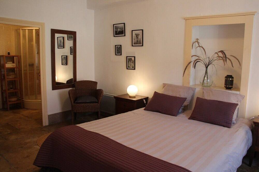 Photo of Bedroom in Demigny