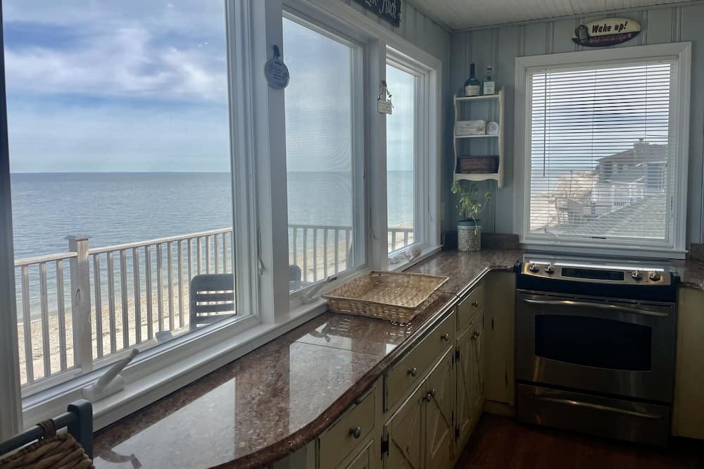 Photo of Kitchen in Suffolk County