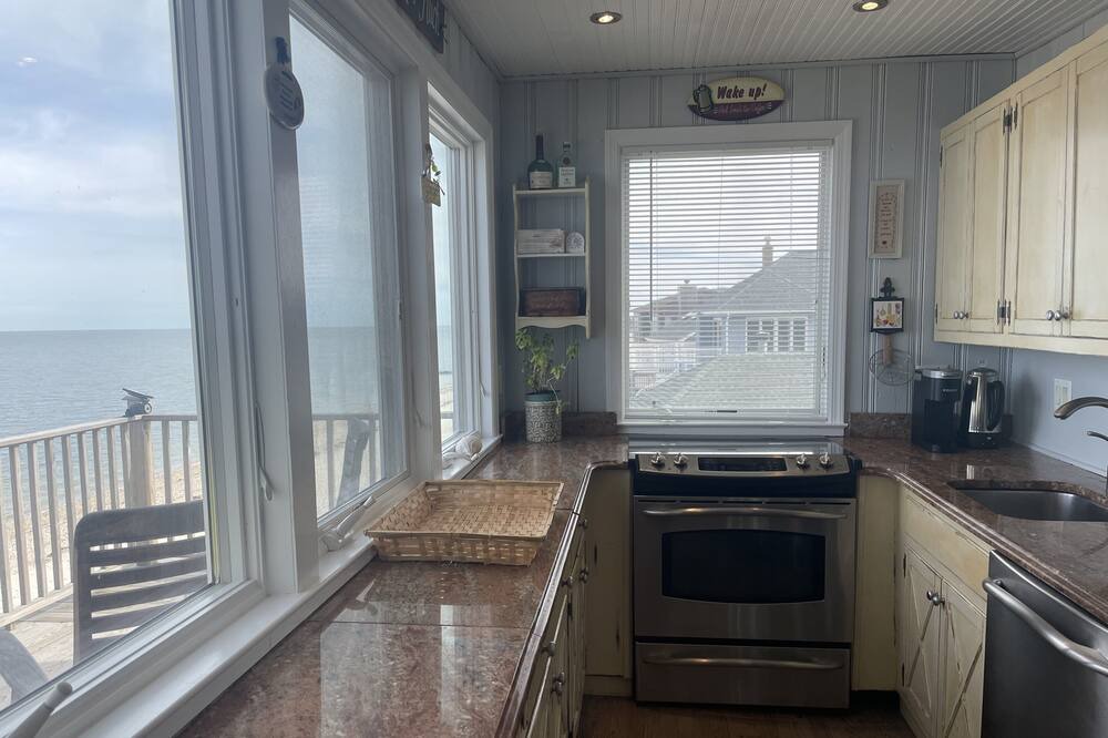 Photo of Kitchen in Suffolk County