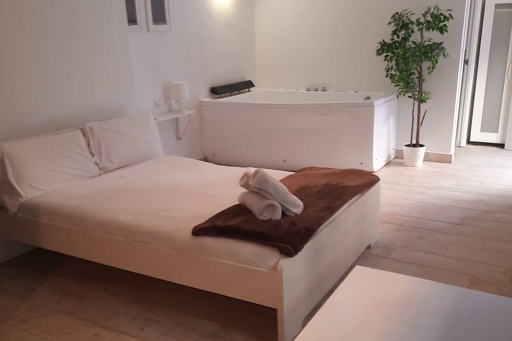 Photo of Bedroom in Benicalap