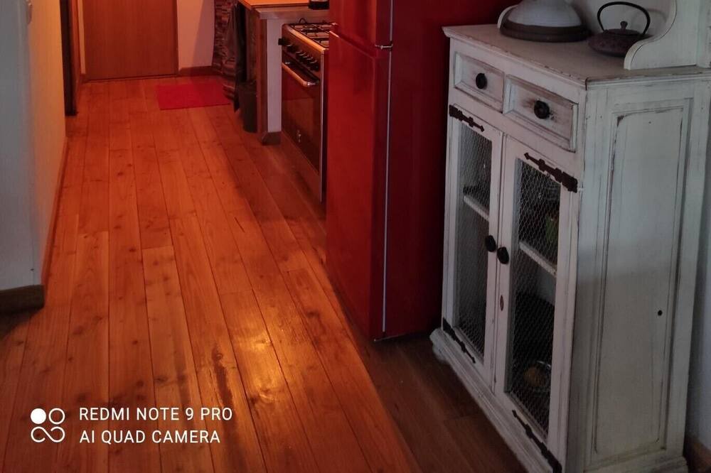 Photo of Kitchen in Saint-Guiraud