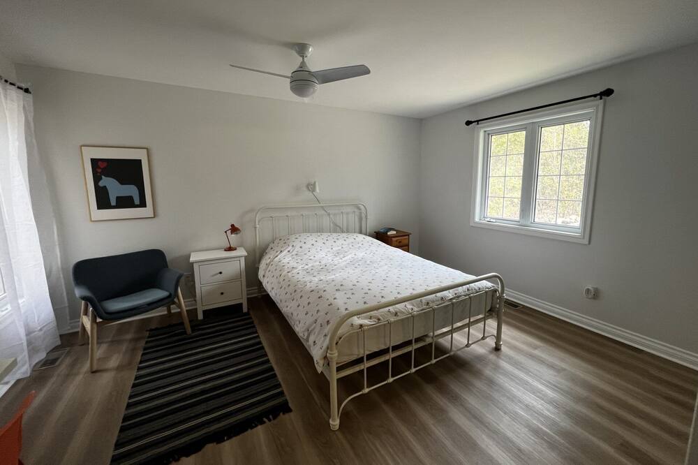 Photo of Bedroom in Colborne