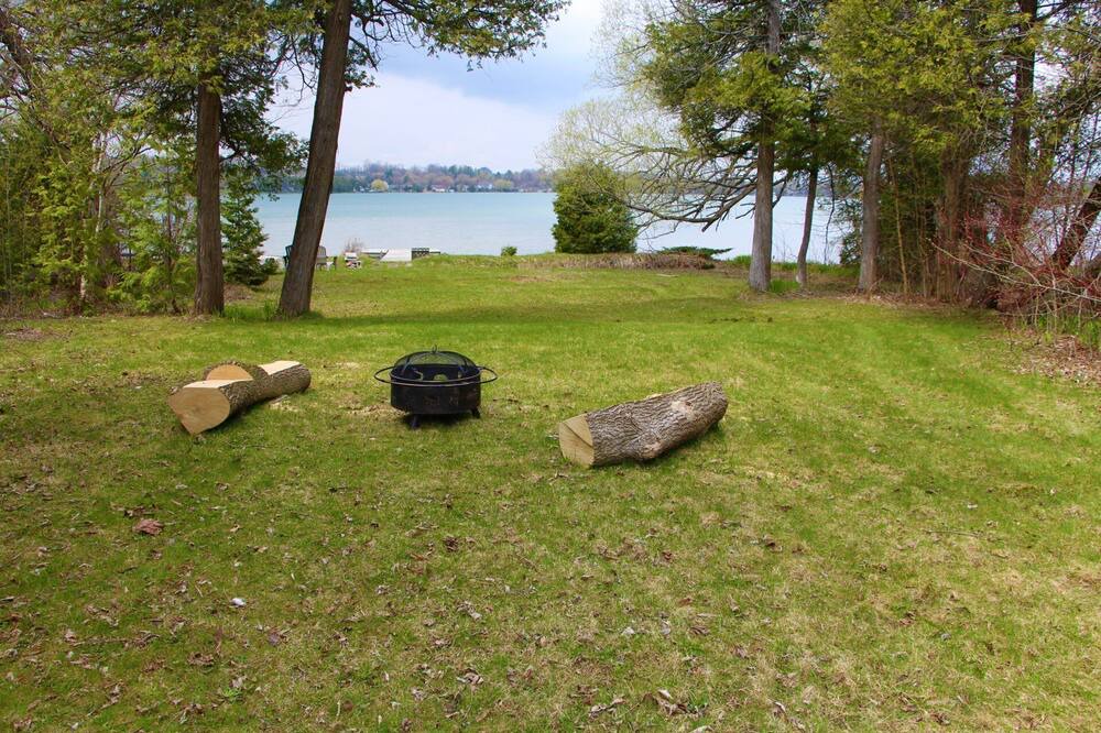 Photo of Outdoor in Colborne