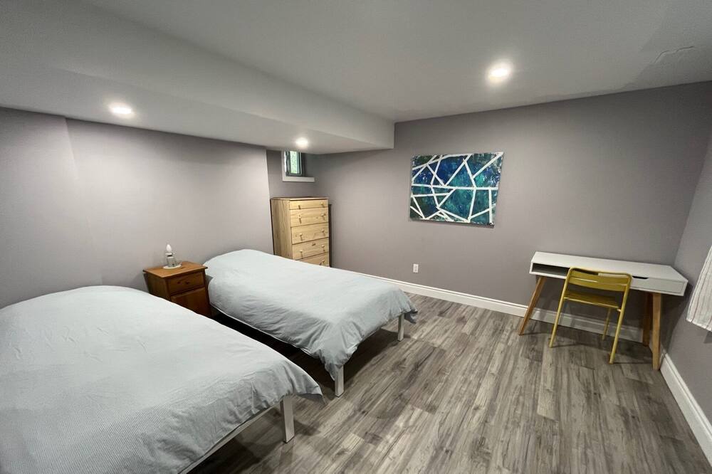 Photo of Bedroom in Colborne