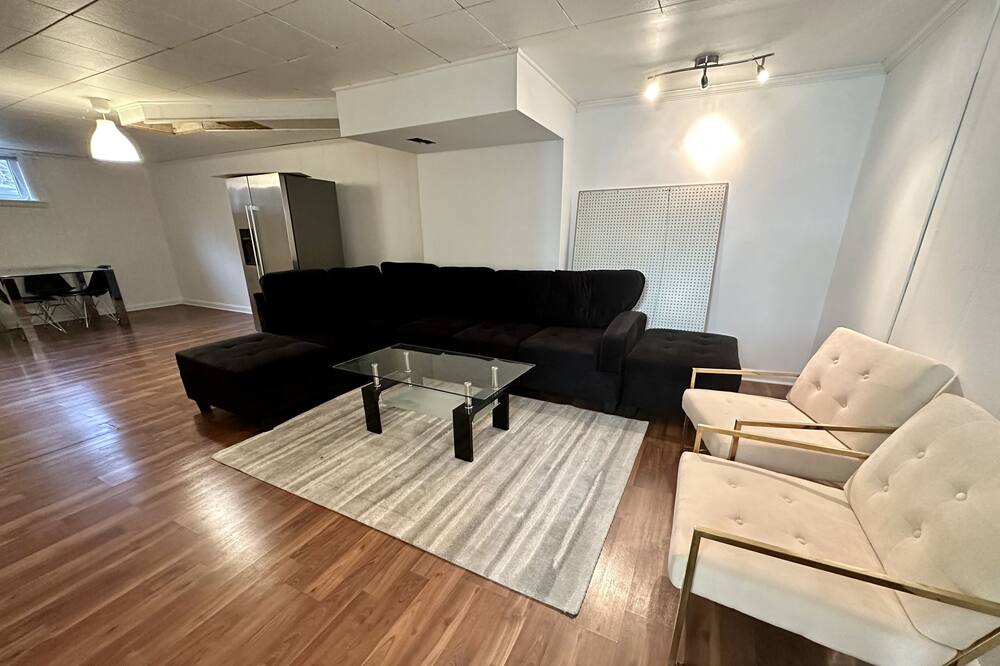 Photo of Livingroom in Hamilton