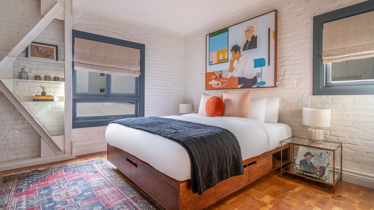 Photo of Bedroom in Hollywood