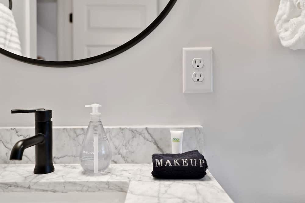 Photo of Others in Scottdale