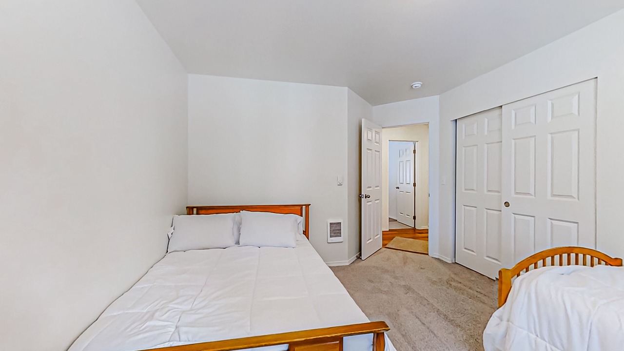 Photo of Others in Crescent