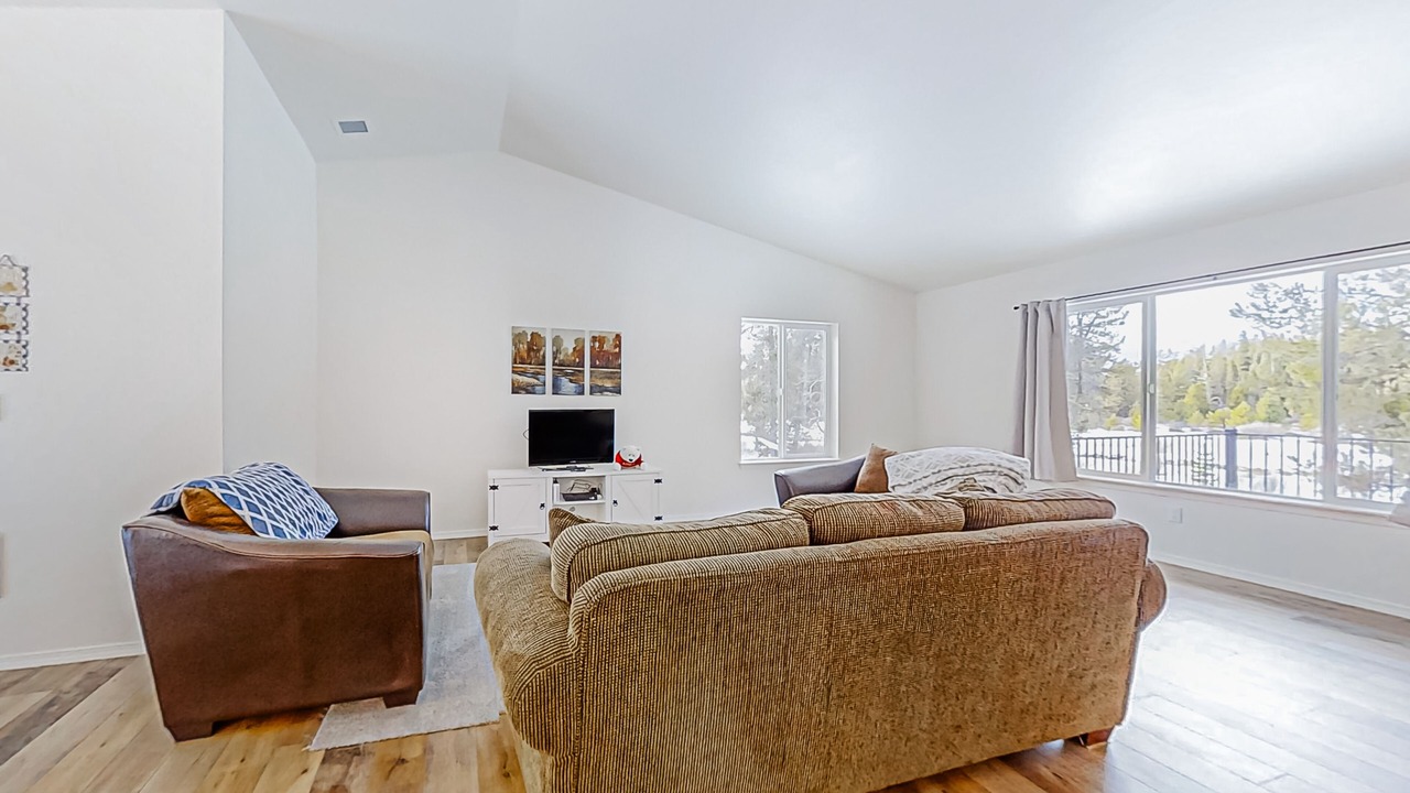 Photo of Others in Crescent