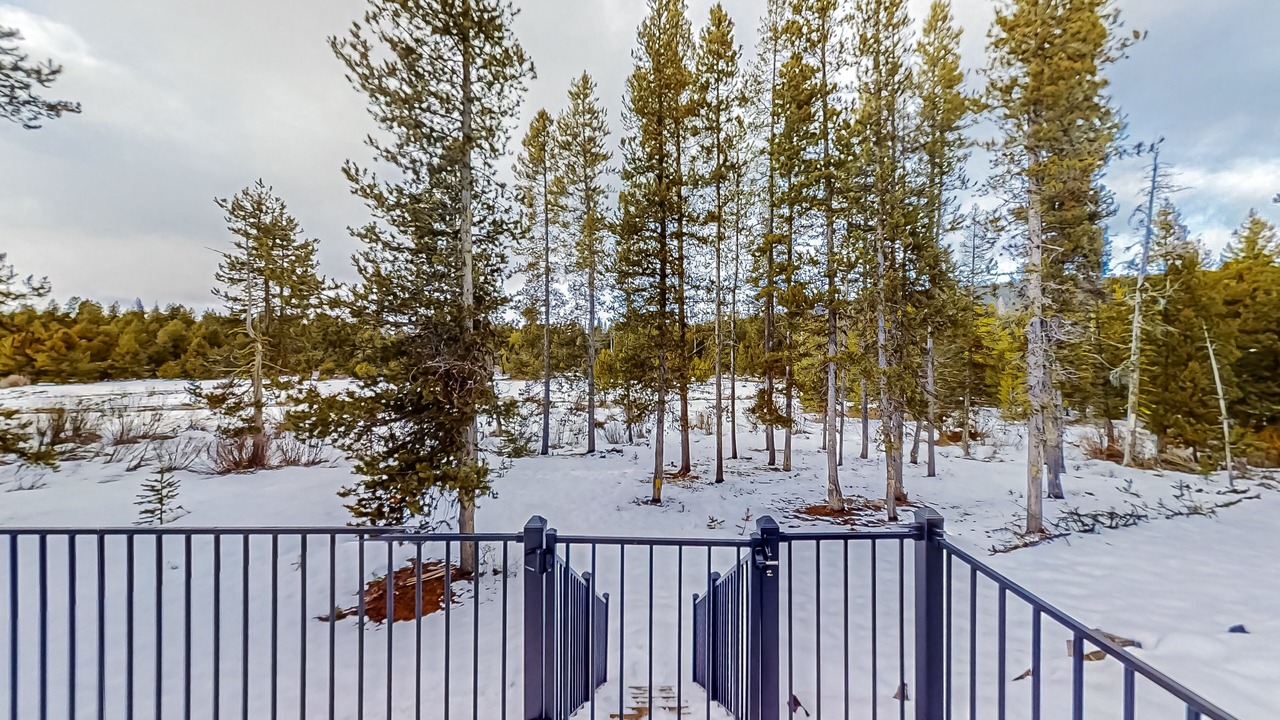 Photo of Outdoor in Crescent