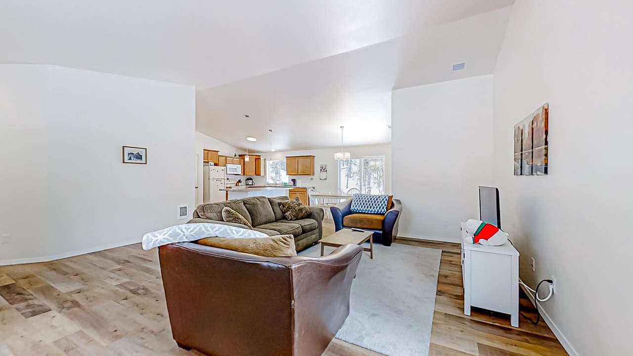 Photo of Others in Crescent