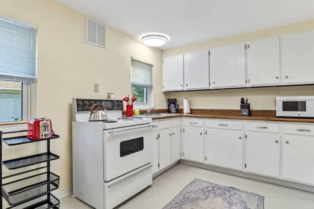 Photo of Kitchen in Alton