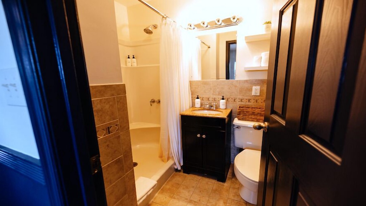 Photo of Bathroom in Tilghman