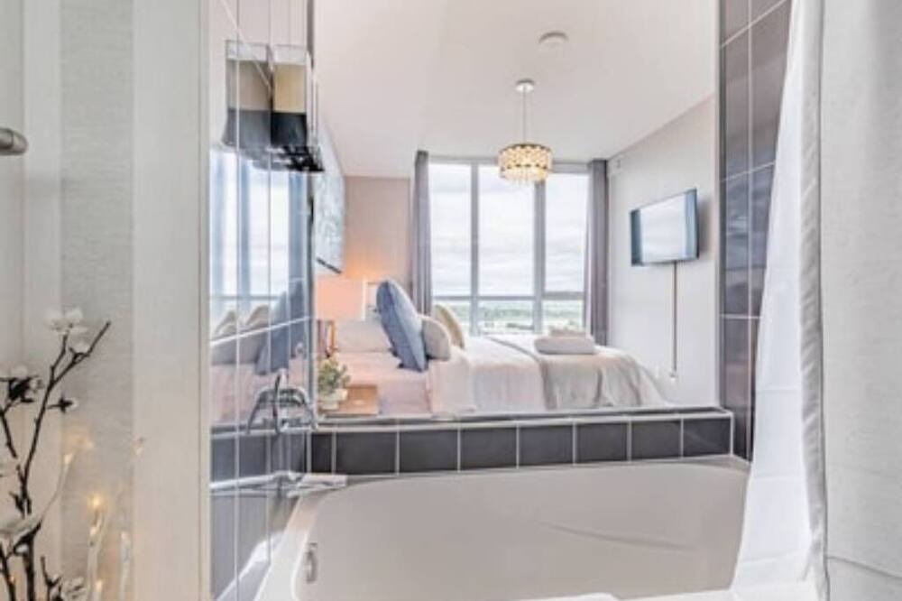 Photo of Bedroom in Hurontario