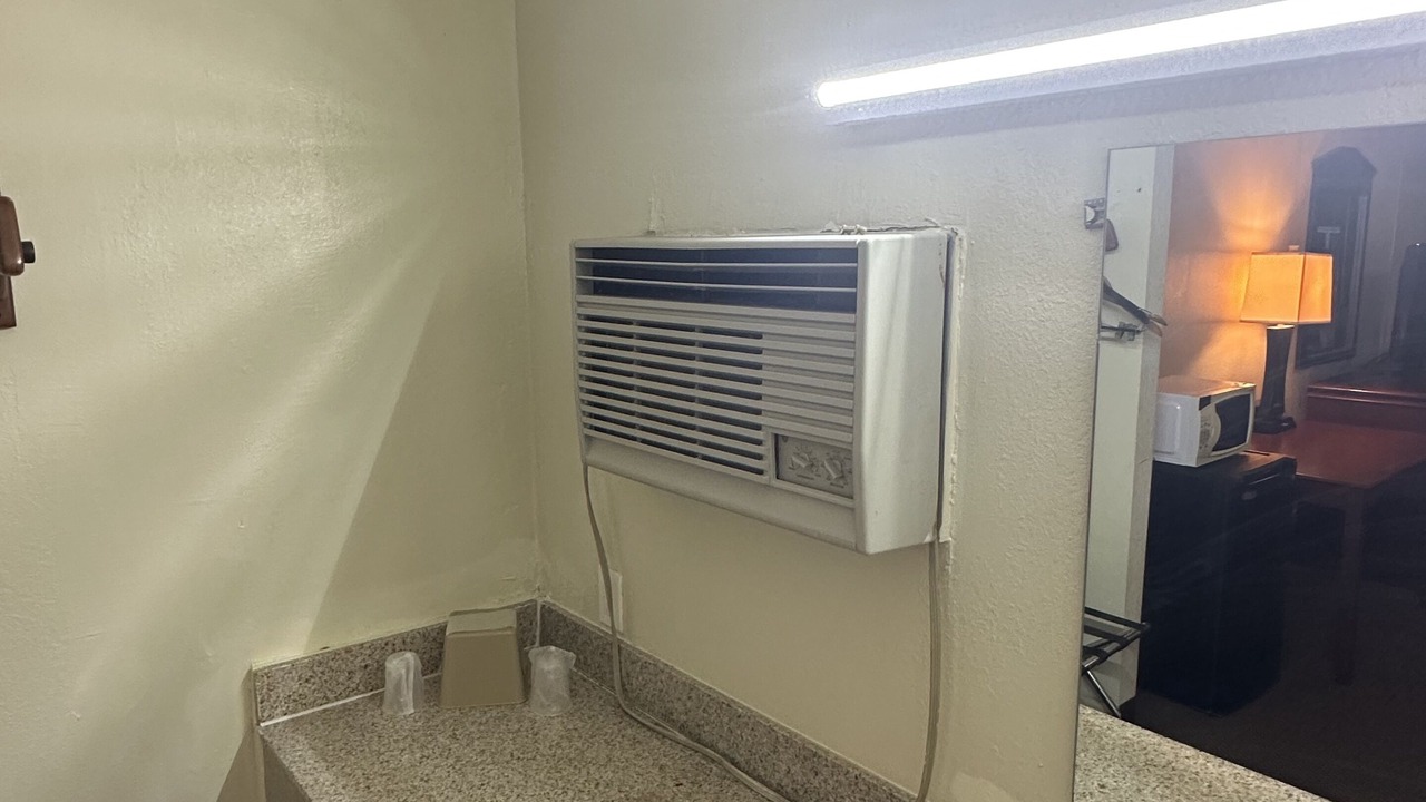 Photo of Bathroom in Gunter Afs