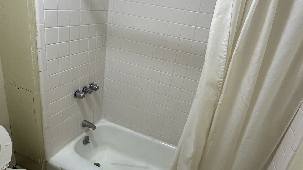 Photo of Bathroom in Gunter Afs