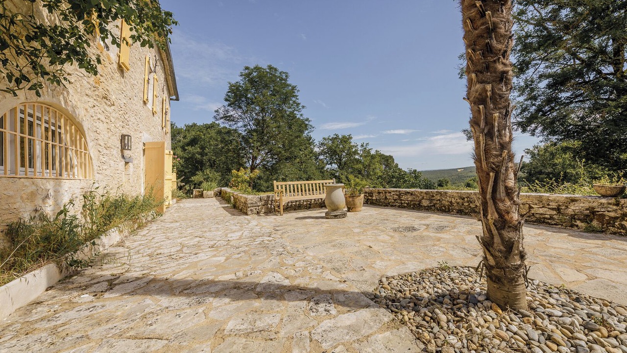 Photo of Patio Balcony in Larnagol