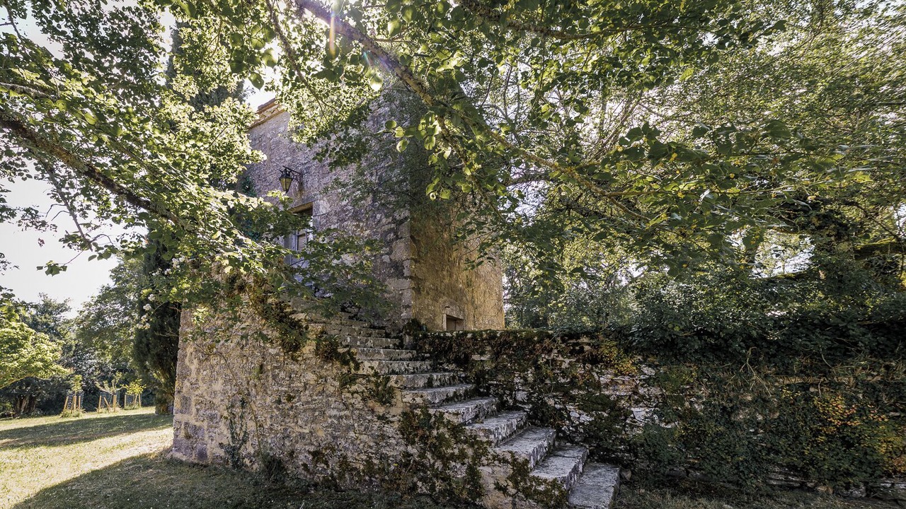 Photo of Outdoor in Larnagol