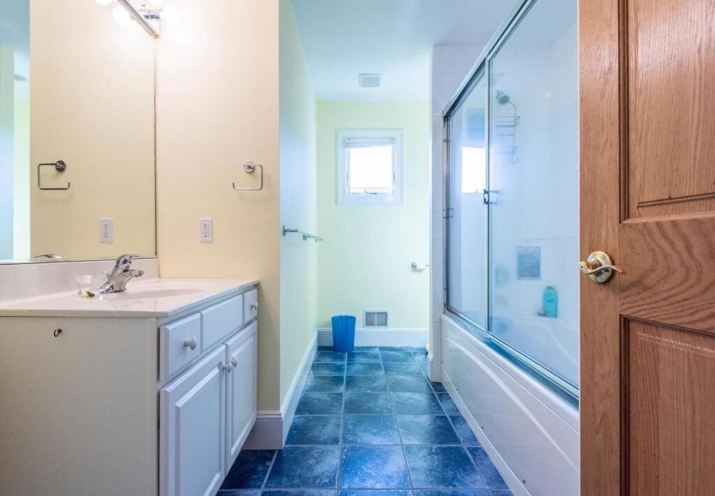 Photo of Bathroom in Holgate