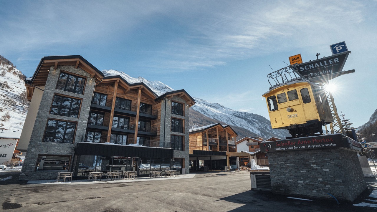 Photo of Outdoor in Taesch