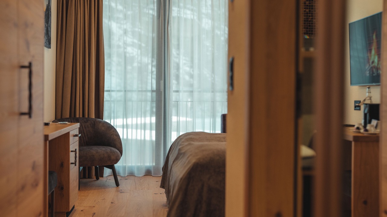 Photo of Bedroom in Taesch