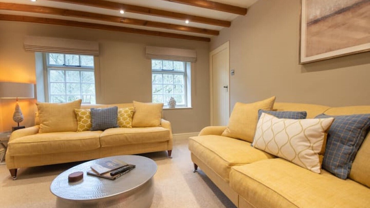 Photo of Livingroom in Alstonfield